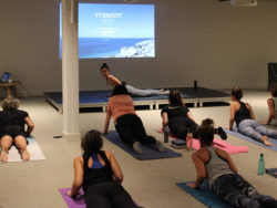 La professora de ioga Xuan Lan promociona el benestar a la Costa Brava amb dues masterclasses