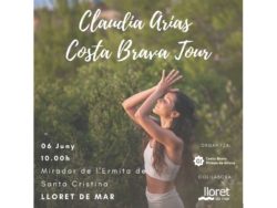 La Costa Brava es promociona com a espai de benestar amb sessions de ioga dirigides per Clàudia Arias